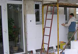Milyen időjárási körülmények között lehet szigetelni?